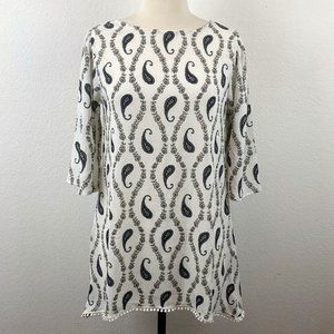 Yak & Yeti Tunic Blouse Top Small White Gray Paisley 3/4 Sleeves Boho Peasant